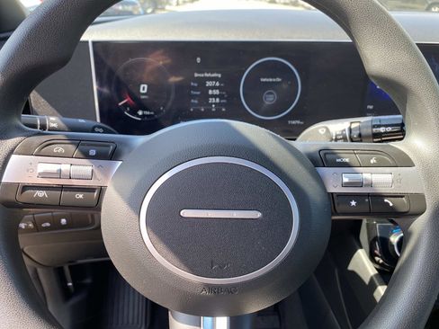 Used 2025 Hyundai Santa Cruz SEL image 17