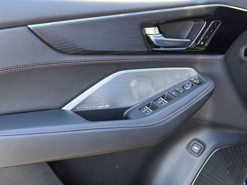 Used 2024 Acura MDX Type S image 17