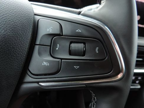 Certified 2026 Buick Encore GX Avenir w/ Avenir Technology Package FWD image 30