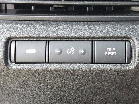 Certified 2024 Nissan Altima 2.5 SV image 24