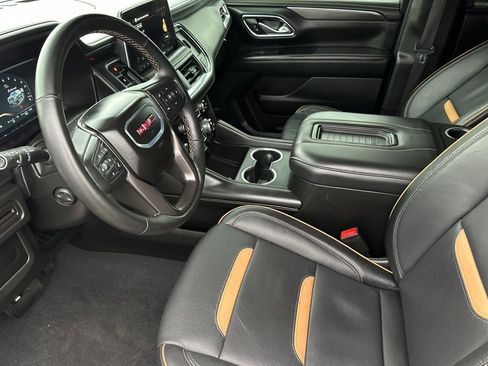 Used 2024 GMC Yukon AT4 image 10