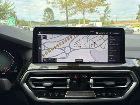 Used 2022 BMW X4 xDrive30i AWD/4WD image 15