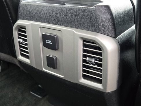 Used 2017 Ford F250 Lariat w/ Chrome Package image 13