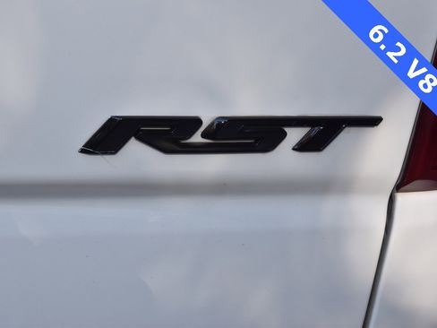 Used 2022 Chevrolet Silverado 1500 RST w/ LPO, Blackout Package image 40