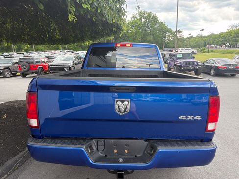 Used 2019 RAM 1500 Express AWD/4WD image 4