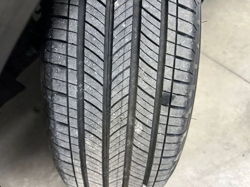 Used 2022 Chevrolet Equinox LT image 37