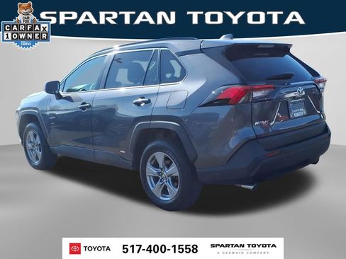 Used 2025 Toyota RAV4 LE AWD/4WD image 9