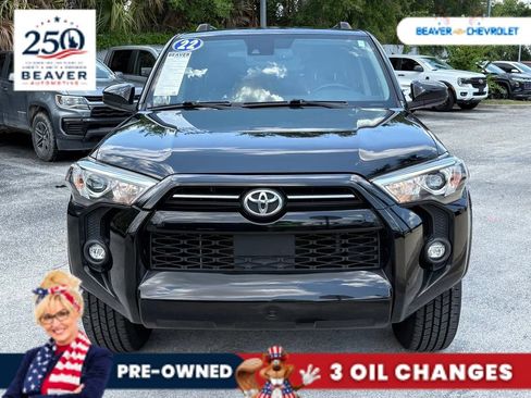 Used 2022 Toyota 4Runner SR5 RWD image 3