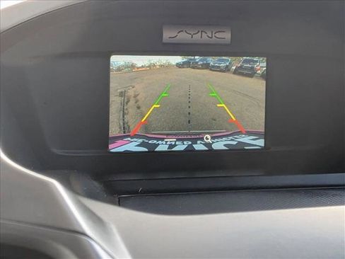 Used 2017 Ford Escape SE image 13