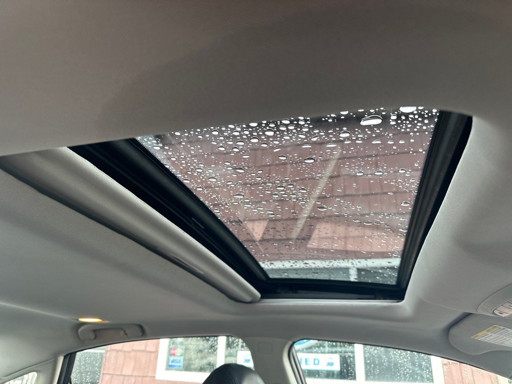 Used 2015 Nissan Altima 2.5 SL w/ Moonroof Package FWD image 8