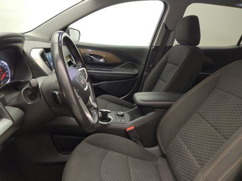 Used 2018 GMC Terrain SLE w/ Driver Convenience Package FWD image 17