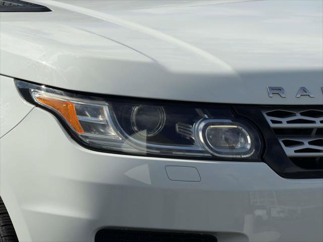 Used 2016 Land Rover Range Rover Sport SE AWD/4WD image 12