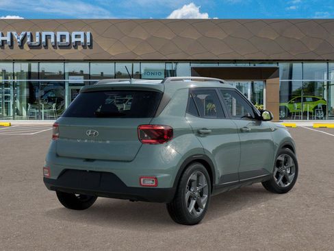 New 2026 Hyundai Venue SEL FWD image 4