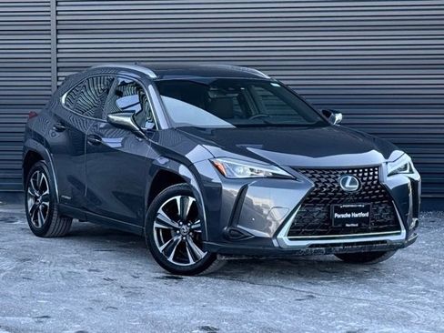 Used 2022 Lexus UX 250h w/ Premium Package image 9