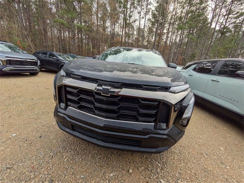 New 2026 Chevrolet Equinox ACTIV image 6