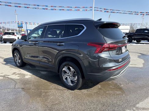 Used 2023 Hyundai Santa Fe SEL image 3