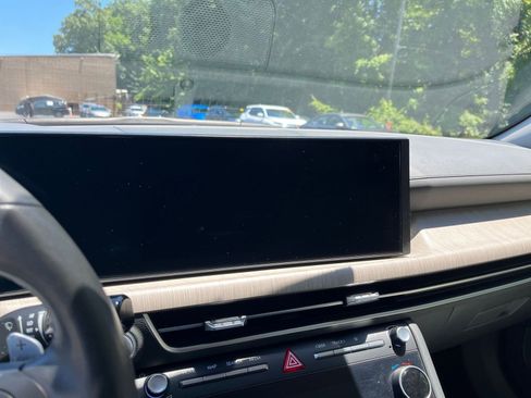 Used 2025 Hyundai Sonata SEL FWD image 17