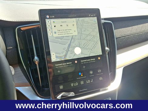 New 2026 Volvo XC90 B6 Plus w/ Protection Package Premier image 15