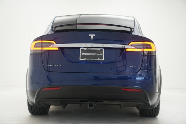 Used 2018 Tesla Model X 75D AWD/4WD image 4