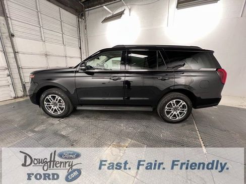 New 2025 Ford Expedition Active AWD/4WD image 5