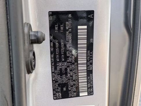Used 2018 Toyota Sienna XLE w/ XLE Navigation Package FWD image 36