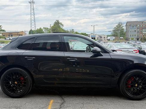 Used 2018 Porsche Macan GTS AWD/4WD image 12