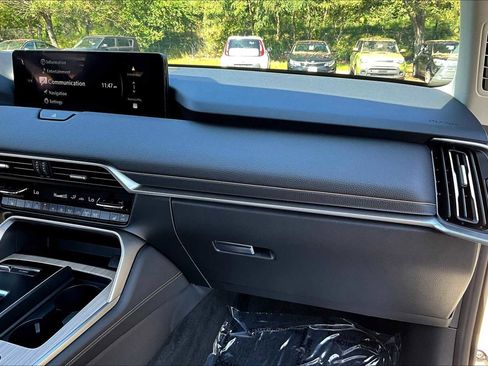 Used 2025 MAZDA CX-70 Plug-In Hybrid w/ Premium Pkg image 18