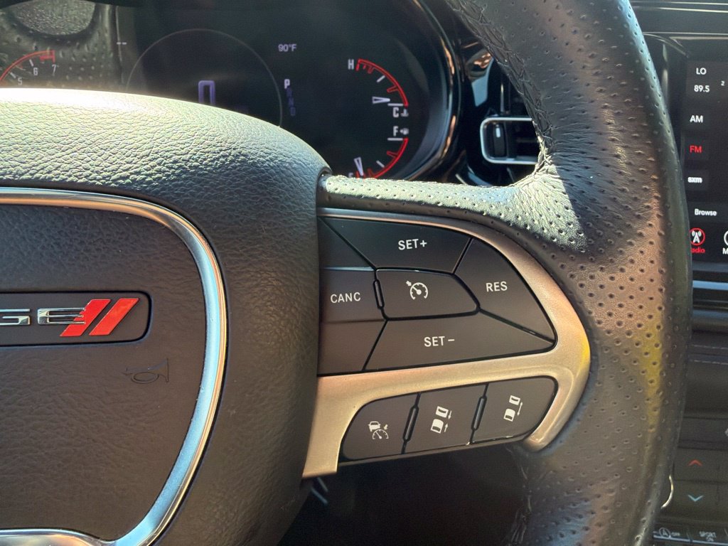 Used 2024 Dodge Durango SXT w/ SXT Blacktop Group RWD image 18