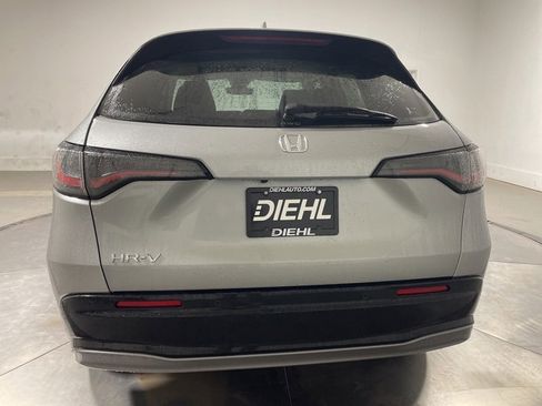 New 2026 Honda HR-V EX-L image 6
