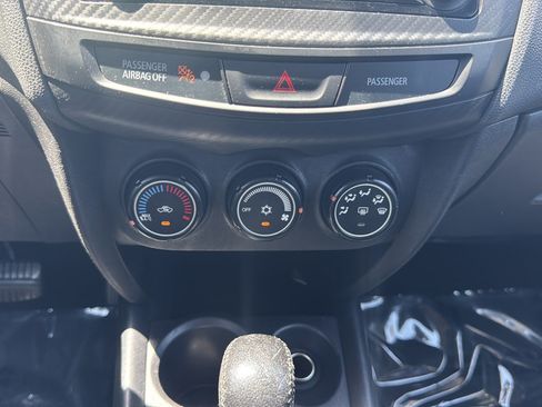 Used 2016 Mitsubishi Outlander Sport ES FWD image 27