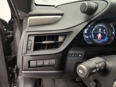 Used 2024 Lexus ES 300h F Sport w/ Accessory Package (Z2) FWD image 32