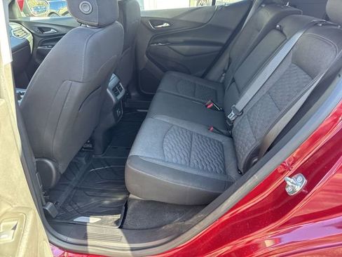 Used 2020 Chevrolet Equinox LT w/ Driver Convenience Package image 14