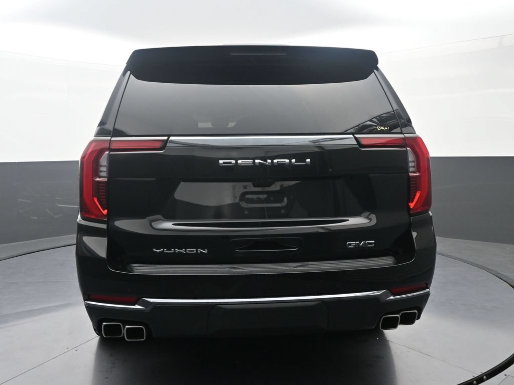 Used 2025 GMC Yukon XL Denali Ultimate w/ LPO, Floor Liner Package AWD/4WD image 6