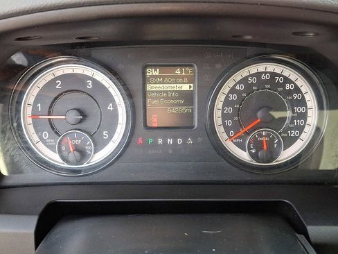 Used 2018 RAM 2500 SLT image 17