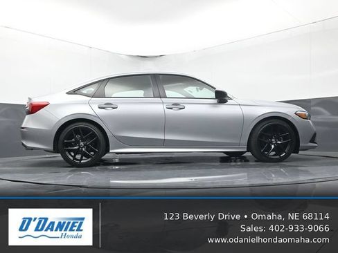 Used 2024 Honda Civic Sport image 13