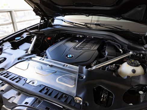 Used 2024 BMW X3 M40i AWD/4WD image 32