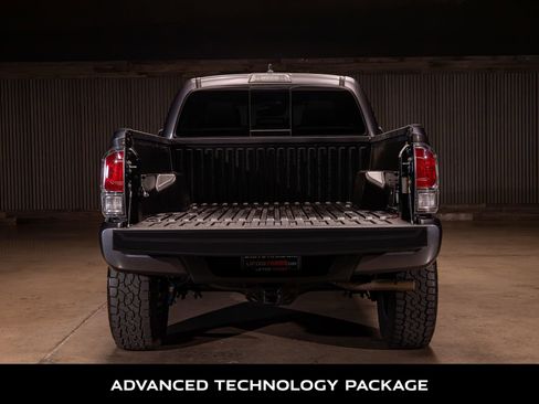 Used 2023 Toyota Tacoma TRD Sport w/ TRD Premium Sport Package AWD/4WD image 8