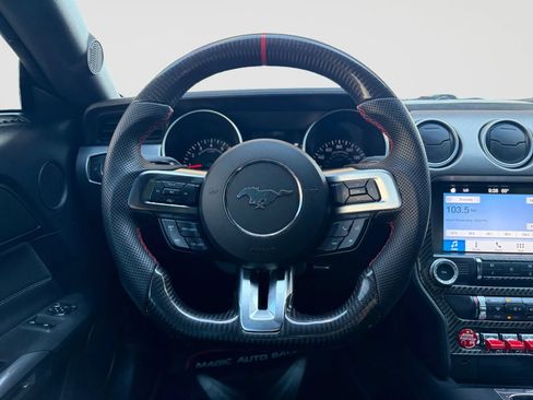 Used 2018 Ford Mustang Coupe w/ Equipment Group 101A RWD image 25