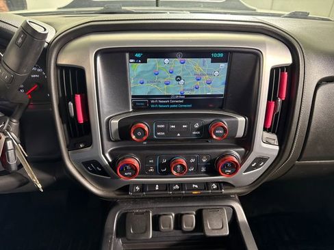 Used 2018 GMC Sierra 1500 SLE w/ SLE Value Package image 26