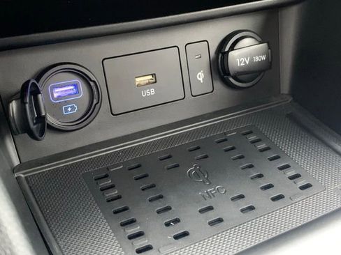 Certified 2022 Hyundai Kona SEL w/ Convenience Package image 20