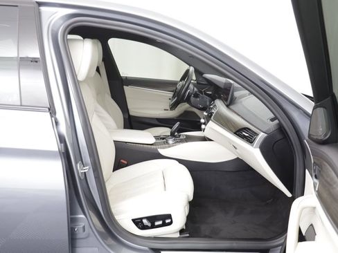 Used 2021 BMW M550i xDrive AWD/4WD image 19