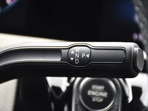 Used 2022 Mercedes-Benz A 220 image 21