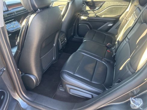 Used 2020 Lincoln Corsair Reserve w/ Equipment Group 202A AWD/4WD image 18