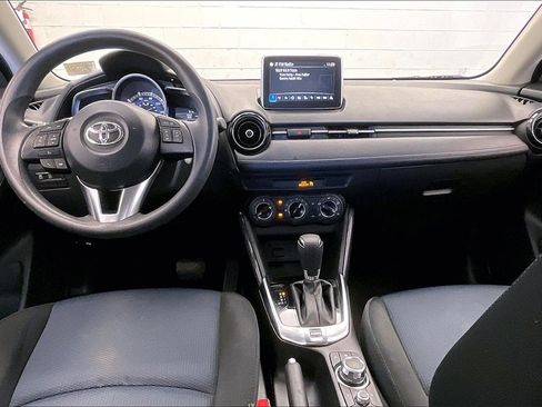 Used 2017 Toyota Yaris iA image 15