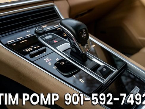 Used 2018 Porsche Panamera 4S image 28