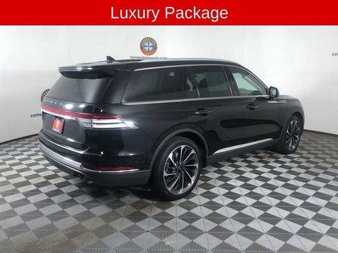 Used 2020 Lincoln Aviator Reserve w/ Equipment Group 202A AWD/4WD image 17