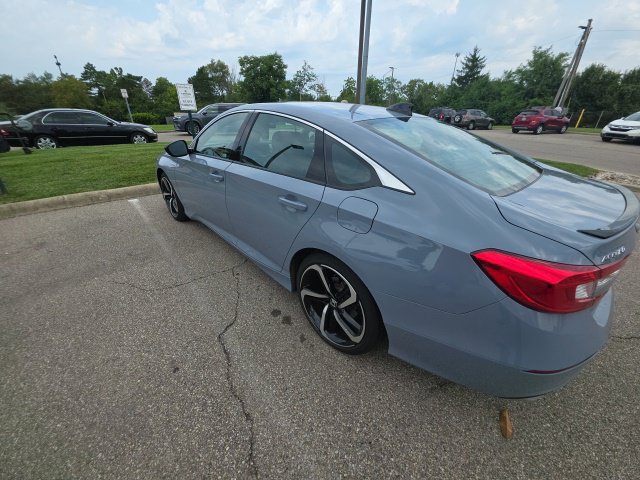 Used 2022 Honda Accord Sport image 3
