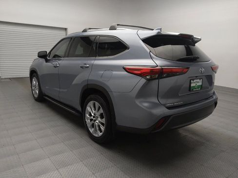 Used 2020 Toyota Highlander Limited image 5