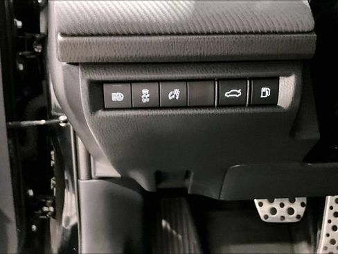 Used 2026 Toyota Camry SE AWD/4WD image 43