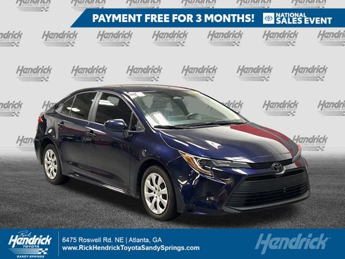 Used 2023 Toyota Corolla LE FWD image 1